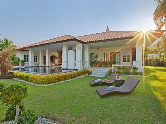 Luxury 5-Bedroom Pool Villa for Rent at Belvida Estates Hua Hin