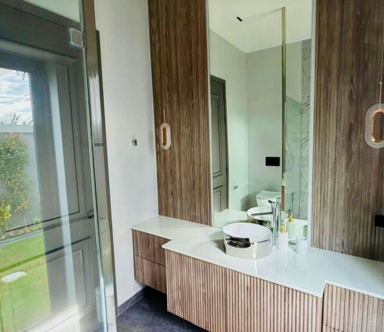 Luxurious House with Private Pool for Rent in Wang Phong, Pranburi
