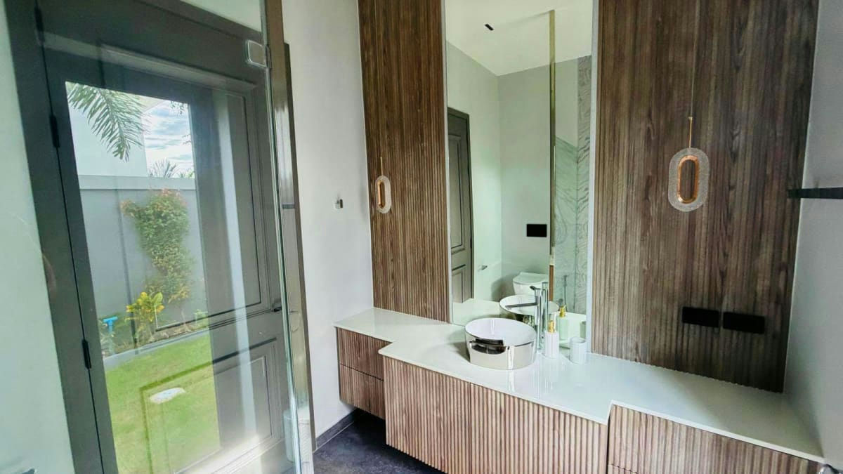 Luxurious House with Private Pool for Rent in Wang Phong, Pranburi