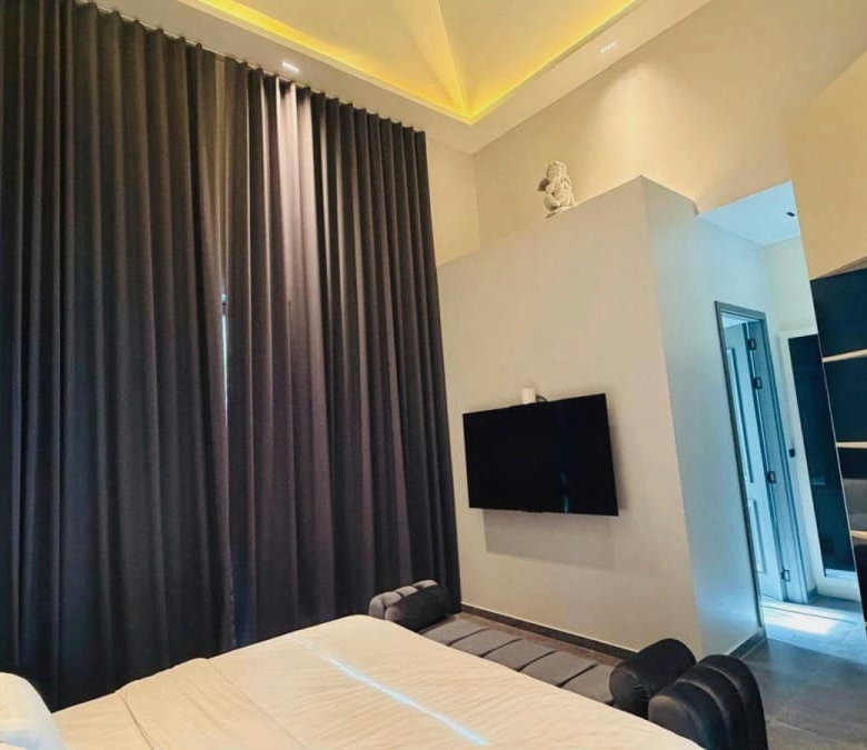 Luxurious House with Private Pool for Rent in Wang Phong, Pranburi