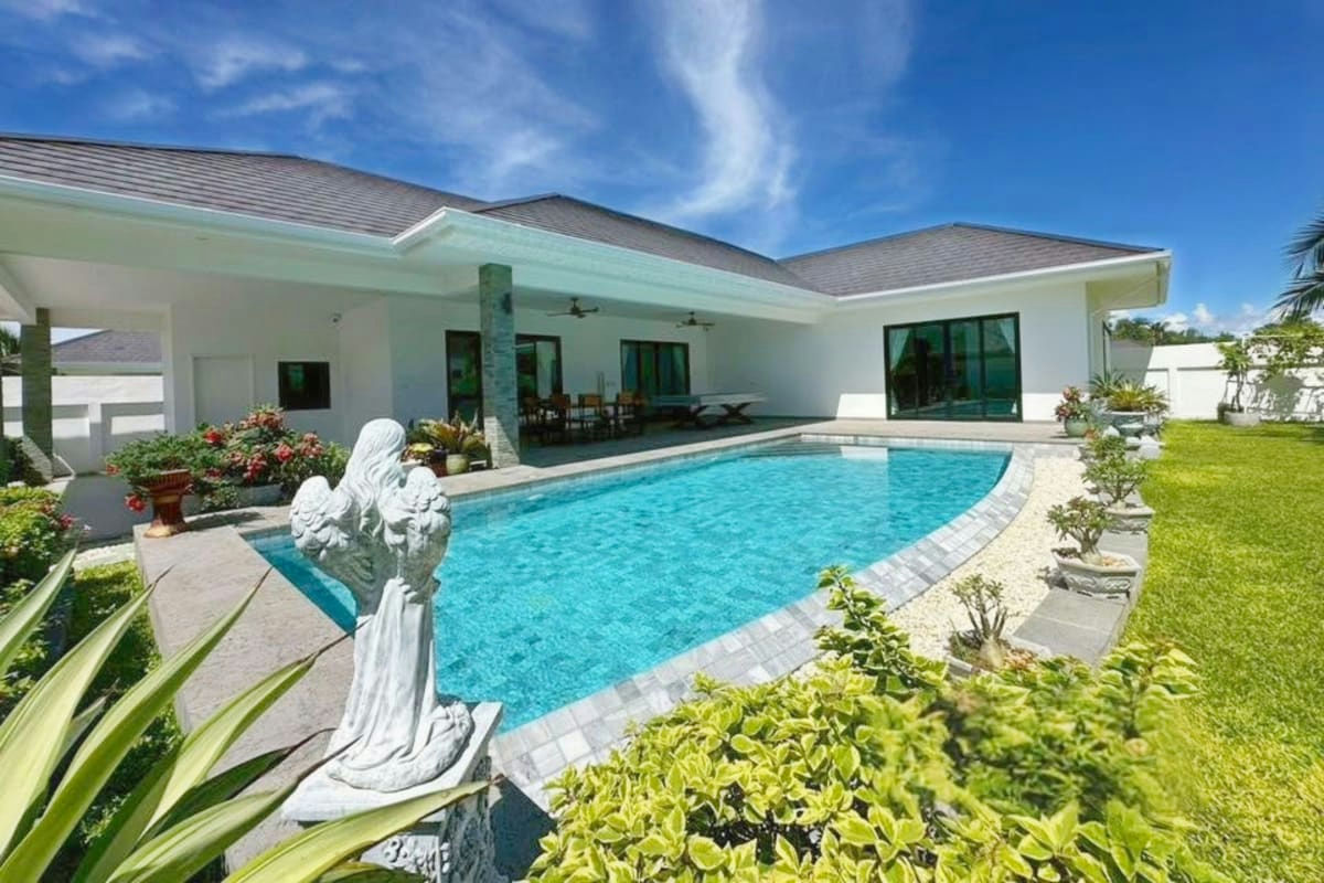 Private Pool Villa with Solar Panels for Rent Near Black Mountain
