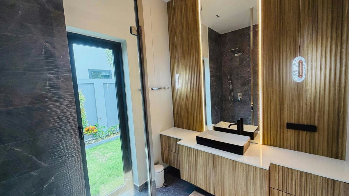 Luxurious House with Private Pool for Rent in Wang Phong, Pranburi