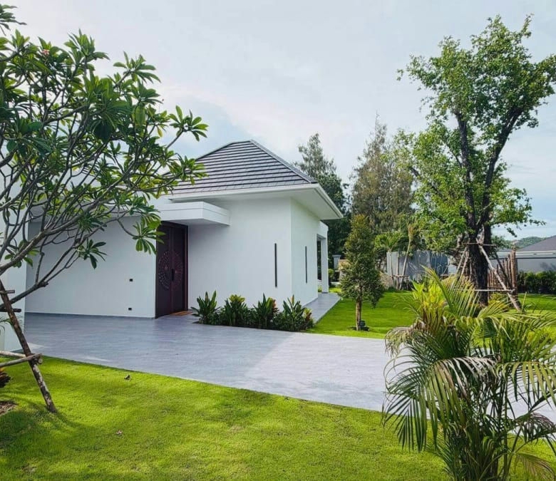 Luxurious House with Private Pool for Rent in Wang Phong, Pranburi