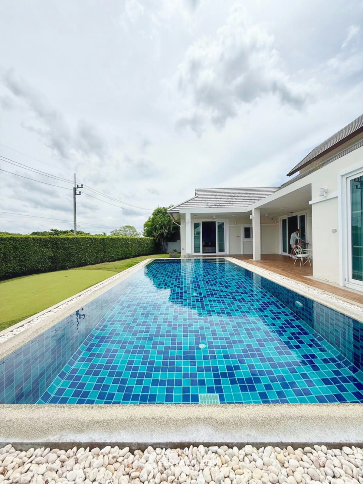 Spacious 4-Bedroom Pool Villa with Large Garden in Hua Hin