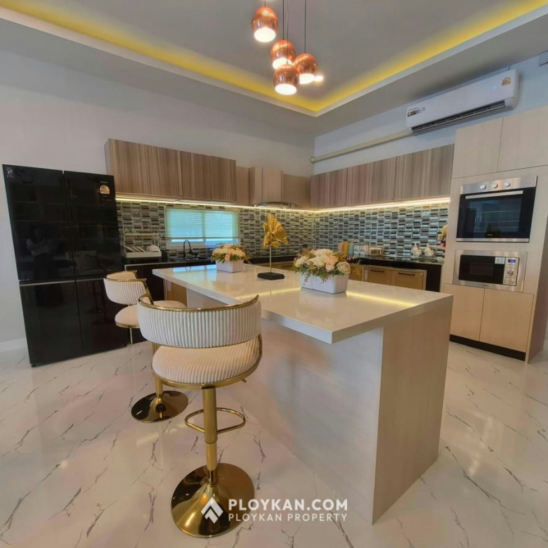 New Detached House with Private Pool for Rent in Wangpong Pranburi