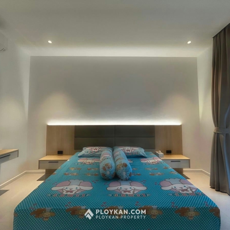 Luxury 4-Bedroom Pool Villa for Rent In The Clouds II