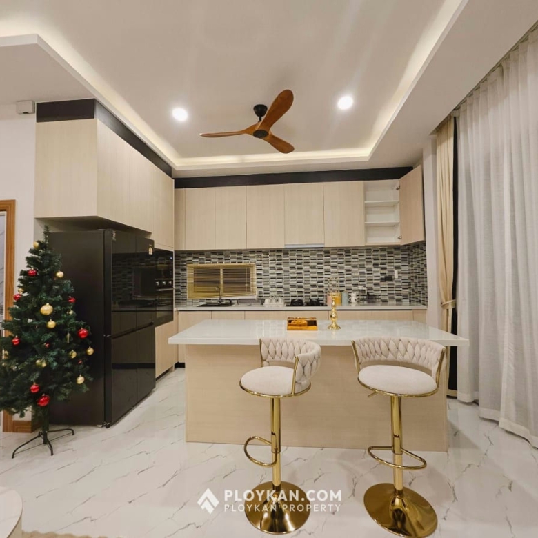 New House with Pool for Rent in Wang Phong