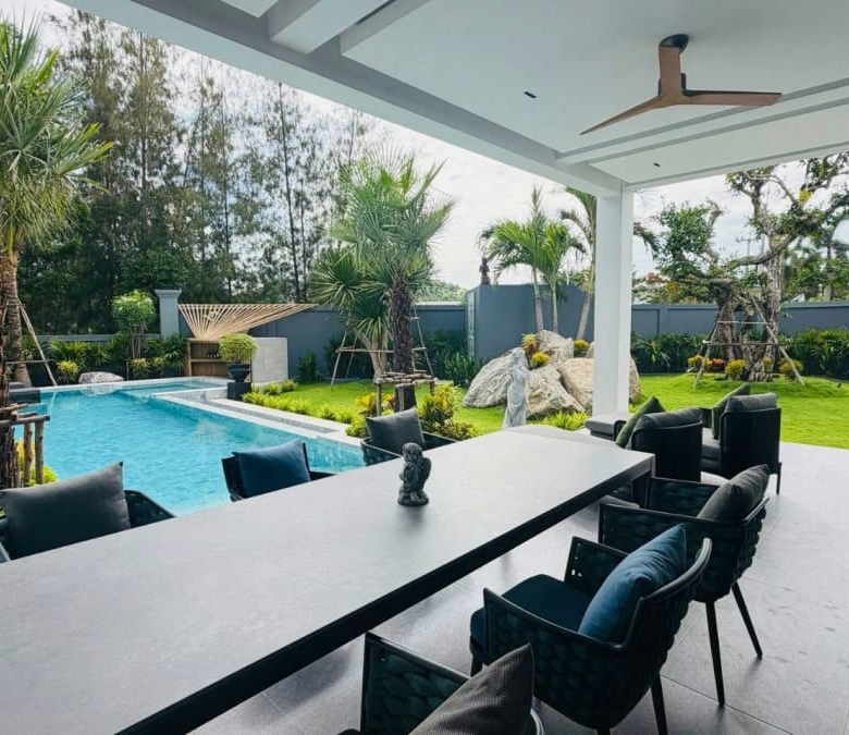 Luxurious House with Private Pool for Rent in Wang Phong, Pranburi
