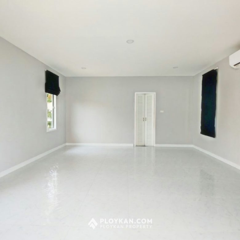 Pool Villa with Guest House for Rent in Thap Tai Hua Hin