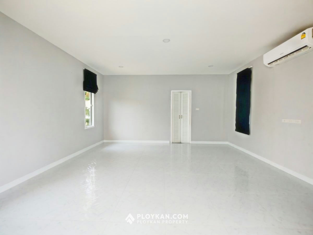 Pool Villa with Guest House for Rent in Thap Tai Hua Hin