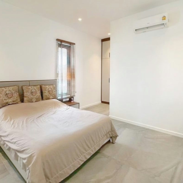 Private Pool Villa with Solar Panels for Rent Near Black Mountain