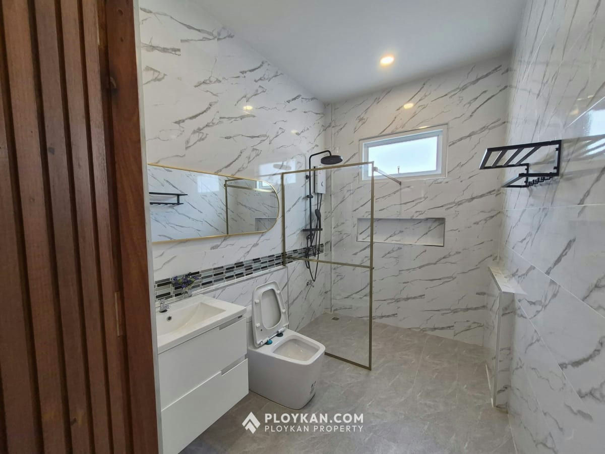 New Detached House with Private Pool for Rent in Wangpong Pranburi