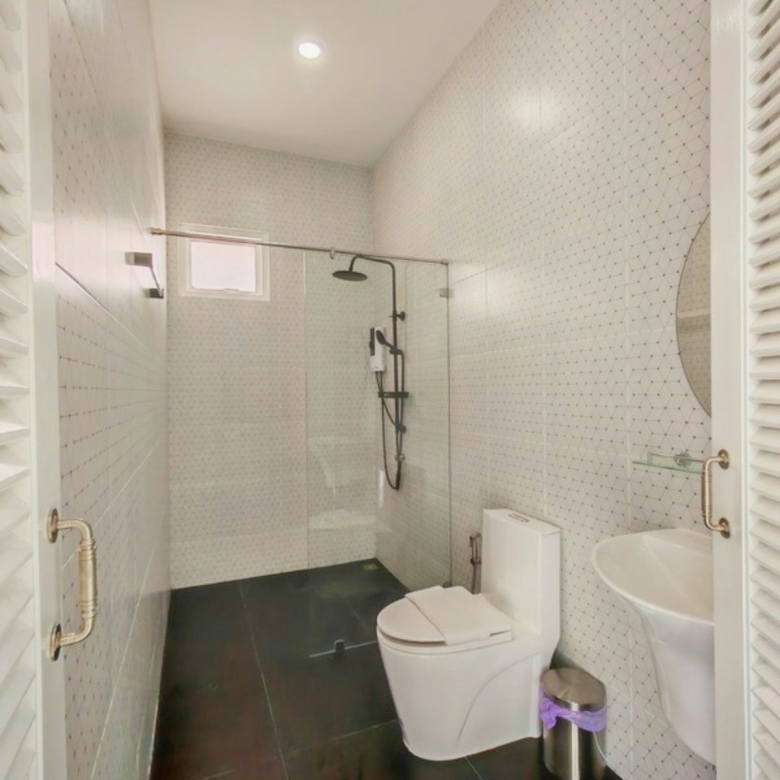 Pool Villa with Guest House for Rent in Thap Tai Hua Hin