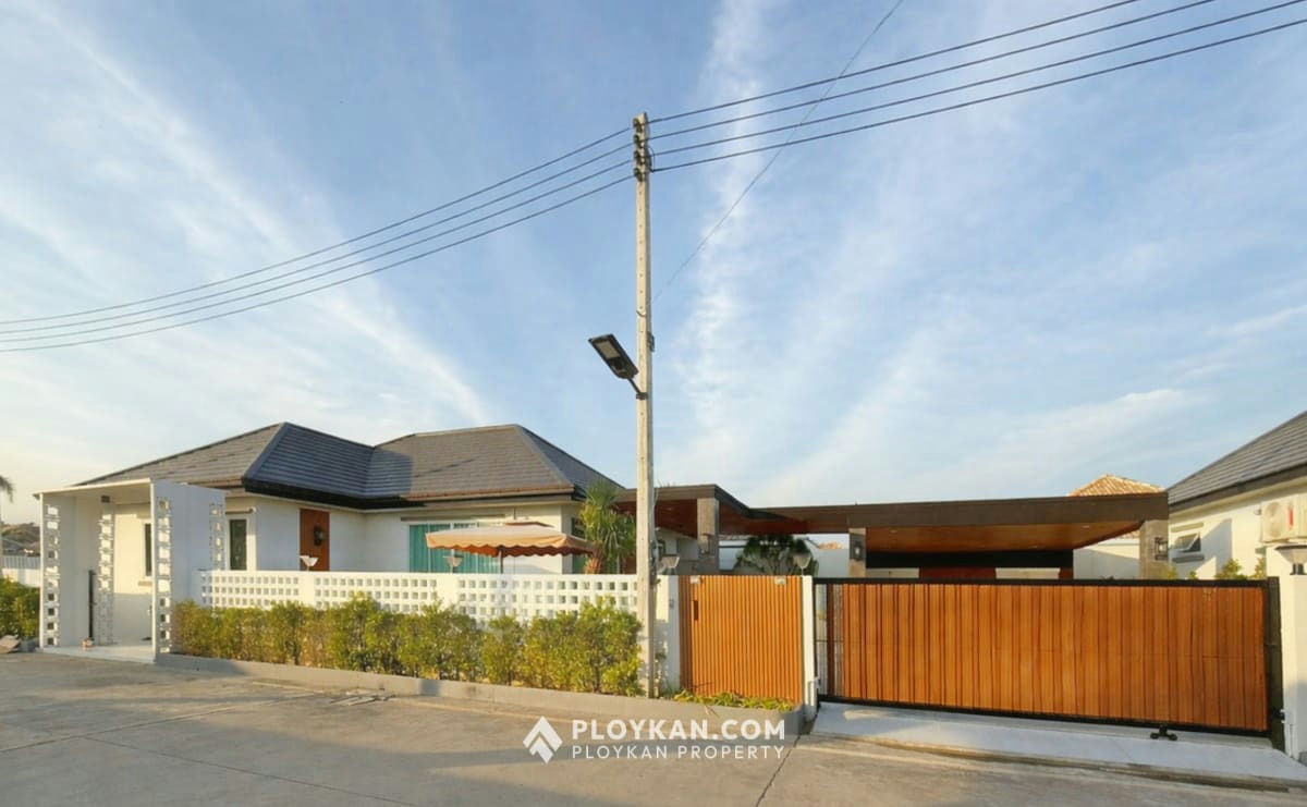 New House with Pool for Rent in Wang Phong