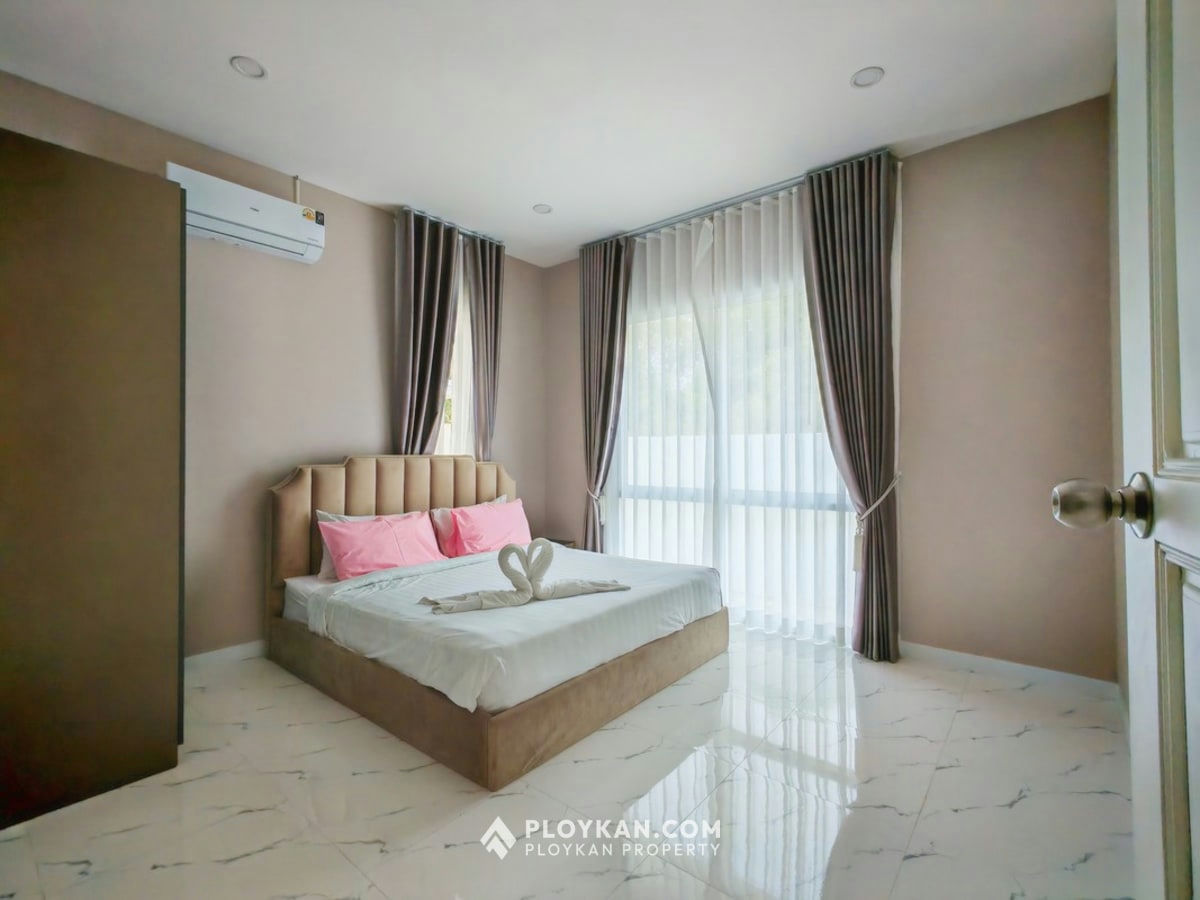 Pool Villa with Guest House for Rent in Thap Tai Hua Hin