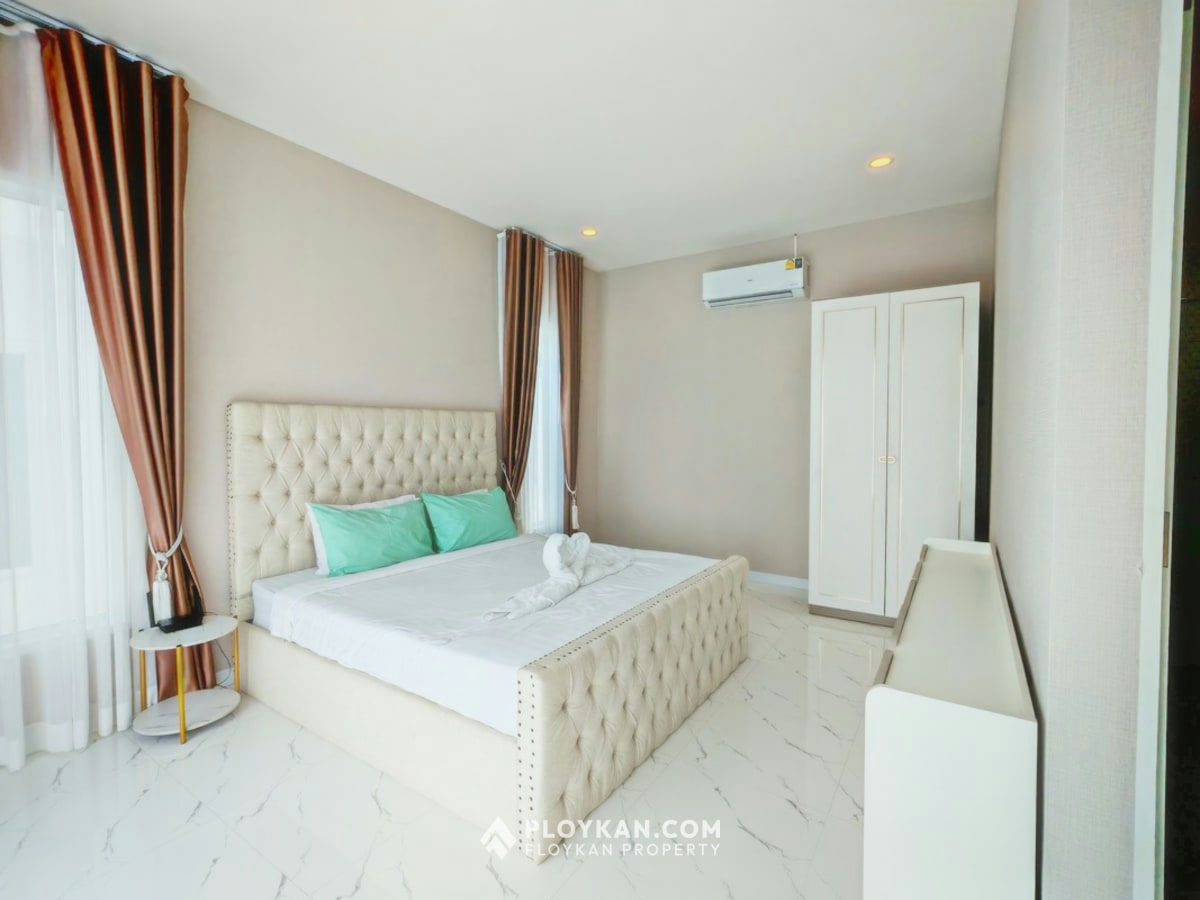 Pool Villa with Guest House for Rent in Thap Tai Hua Hin
