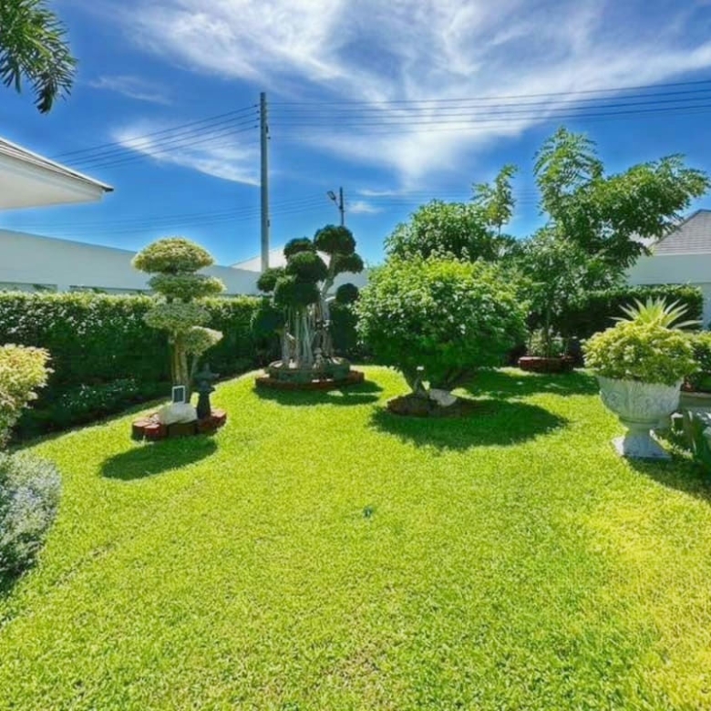Private Pool Villa with Solar Panels for Rent Near Black Mountain
