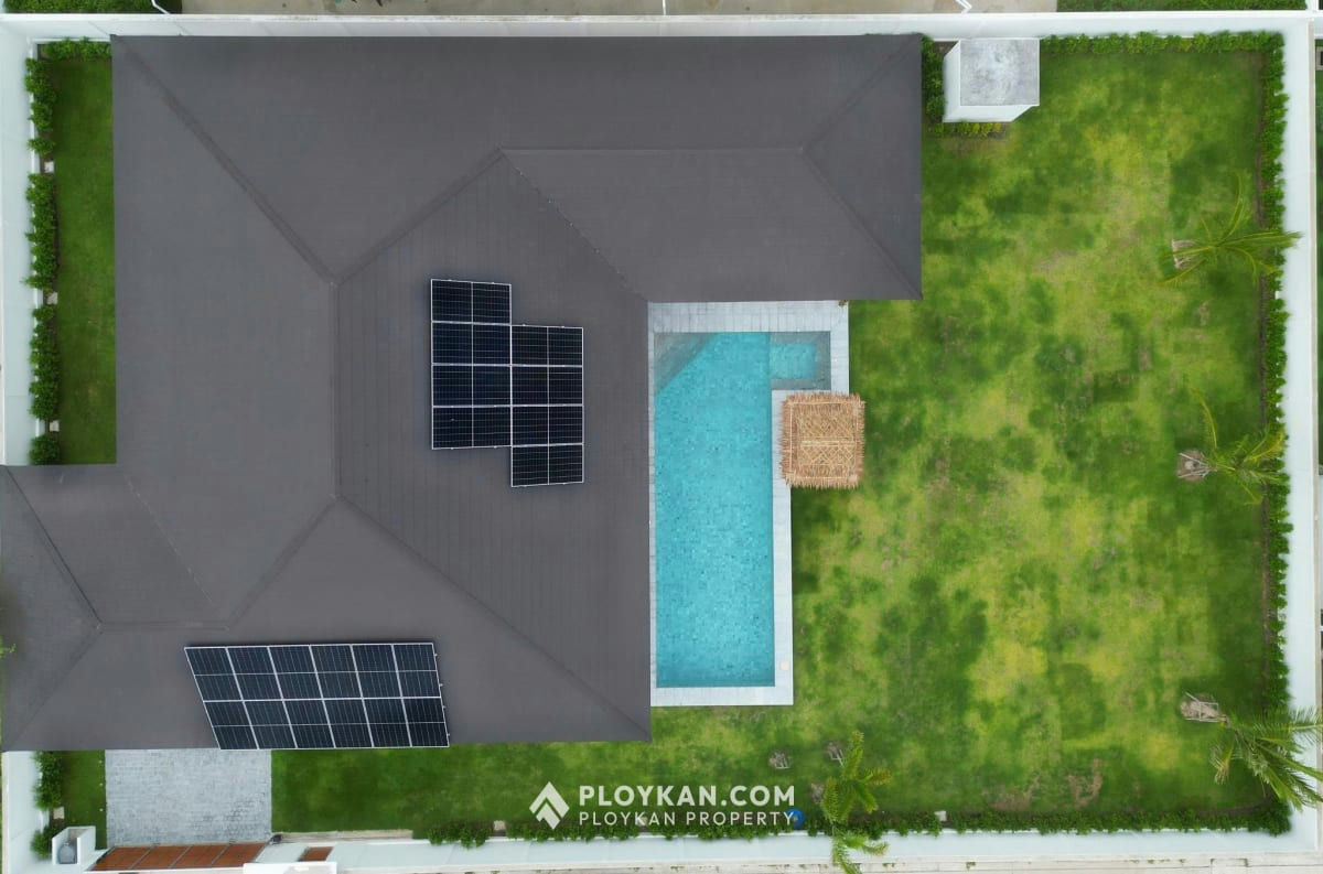 Luxury 4-Bedroom Pool Villa for Rent In The Clouds II