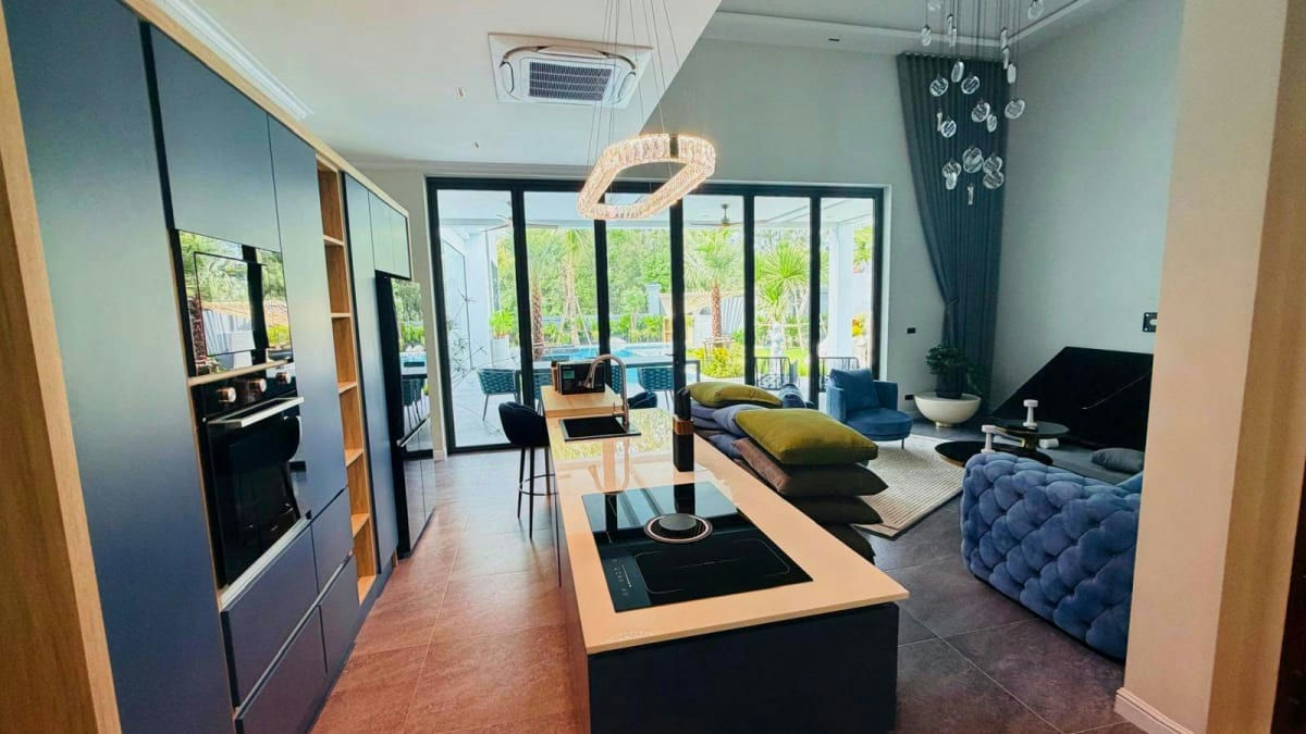 Luxurious House with Private Pool for Rent in Wang Phong, Pranburi