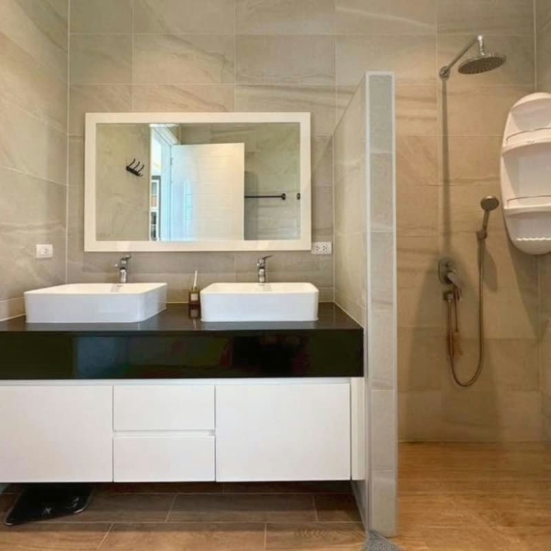 Private Pool Villa with Solar Panels for Rent Near Black Mountain