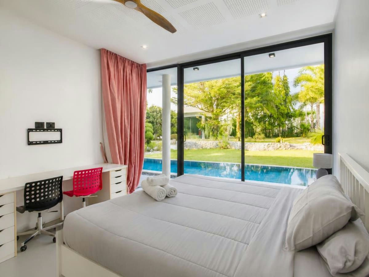 Modern Resort Style 4-Bedroom Pool Villa for Rent at La Lua Hua Hin