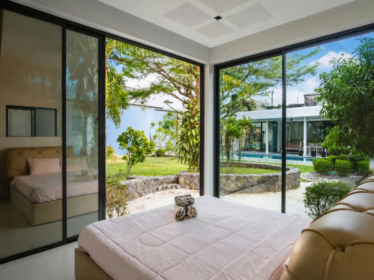Modern Resort Style 4-Bedroom Pool Villa for Rent at La Lua Hua Hin