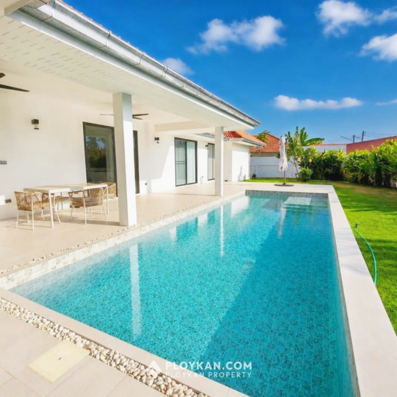 Modern 3-Bedroom Pool Villa for Rent in Wang Pong