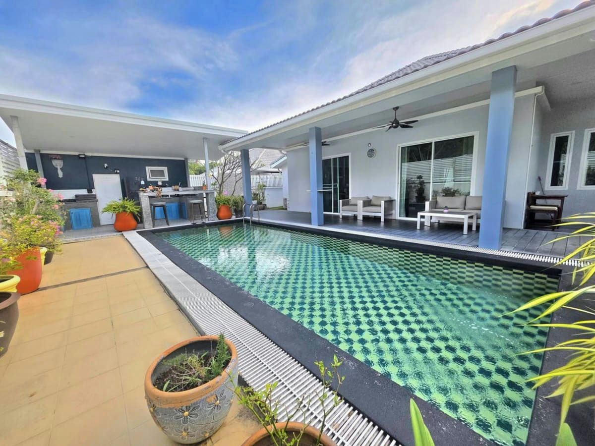 Resort Style Pool Villa for Rent at Casa Collina Hua Hin