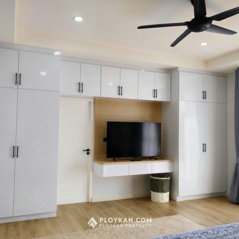 Modern 3-Bedroom Pool Villa for Rent in Wang Pong
