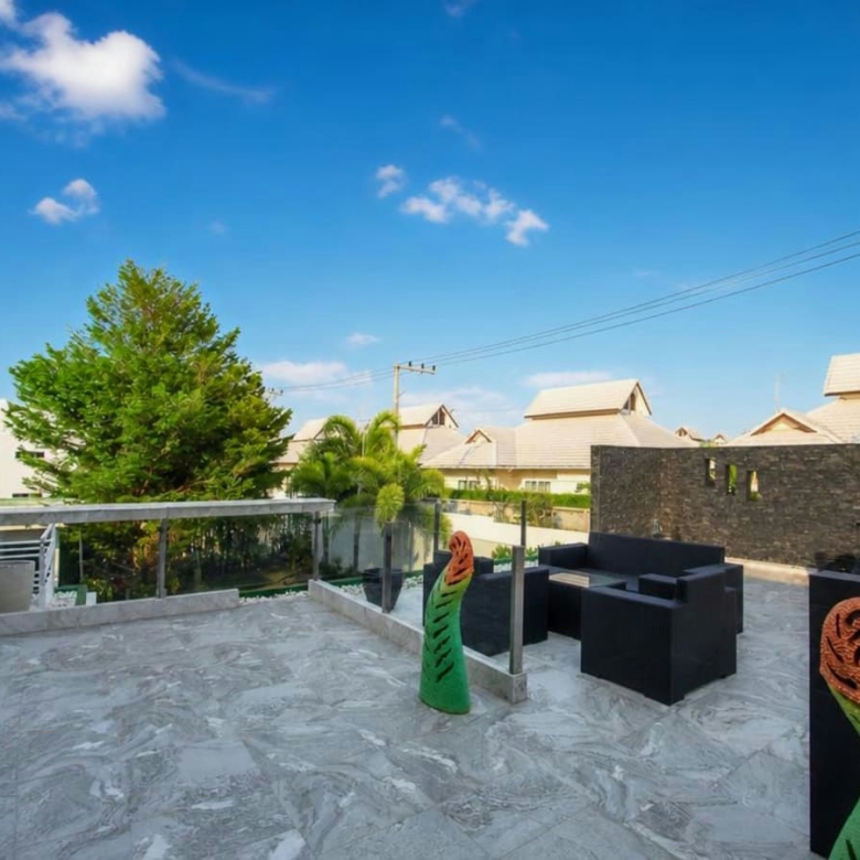Modern Resort Style 4-Bedroom Pool Villa for Rent at La Lua Hua Hin