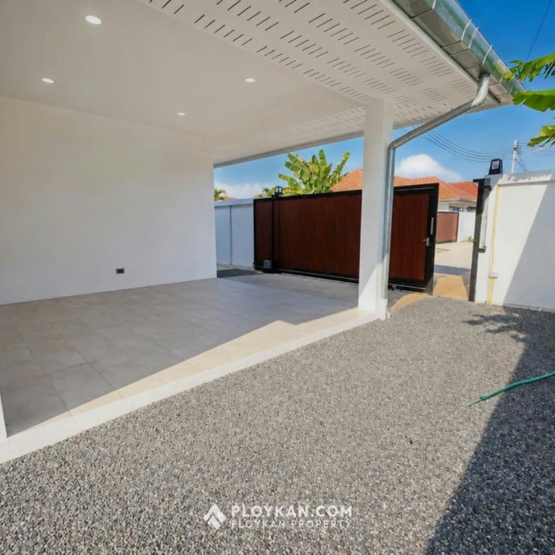 Modern 3-Bedroom Pool Villa for Rent in Wang Pong