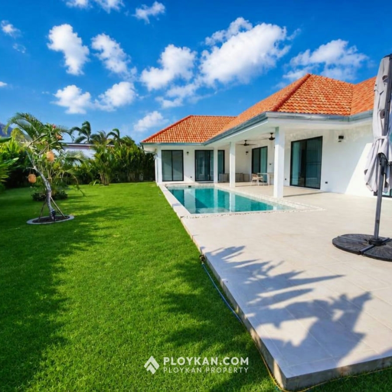 Modern 3-Bedroom Pool Villa for Rent in Wang Pong