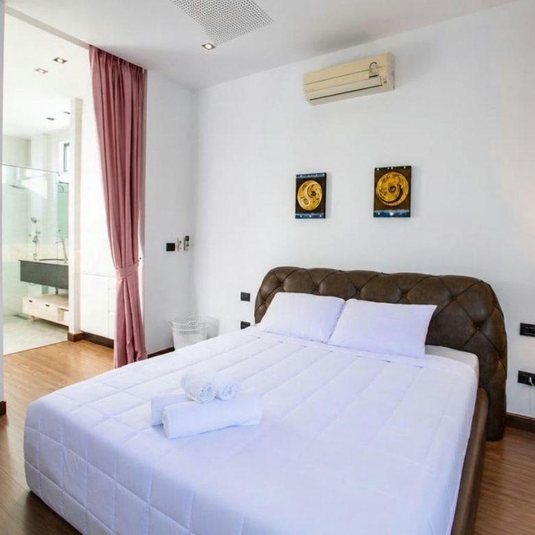 Modern Resort Style 4-Bedroom Pool Villa for Rent at La Lua Hua Hin