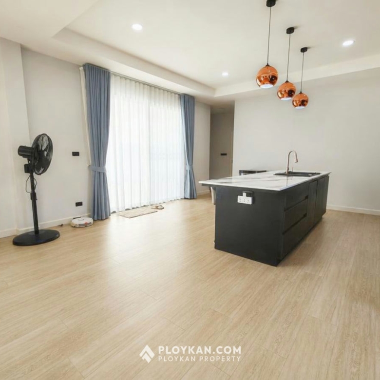 Modern 3-Bedroom Pool Villa for Rent in Wang Pong