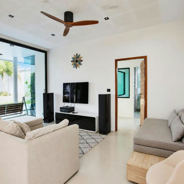 Modern Resort Style 4-Bedroom Pool Villa for Rent at La Lua Hua Hin