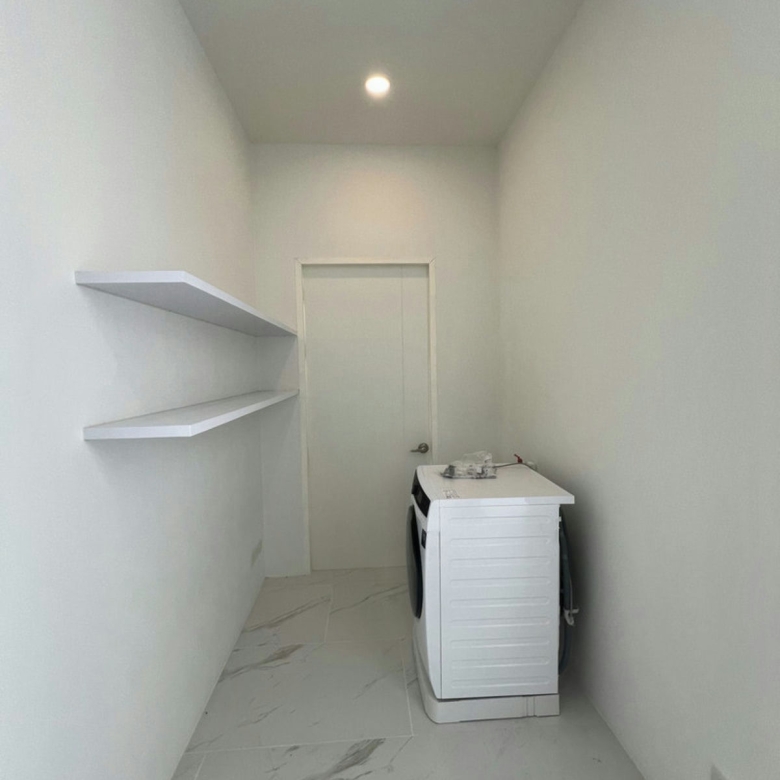 New Pet Friendly Pool Villa for Rent in Black Mountain Area