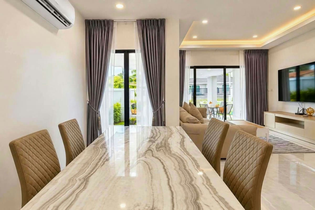 Pet Friendly Pool Villa for Rent in Monmai Area
