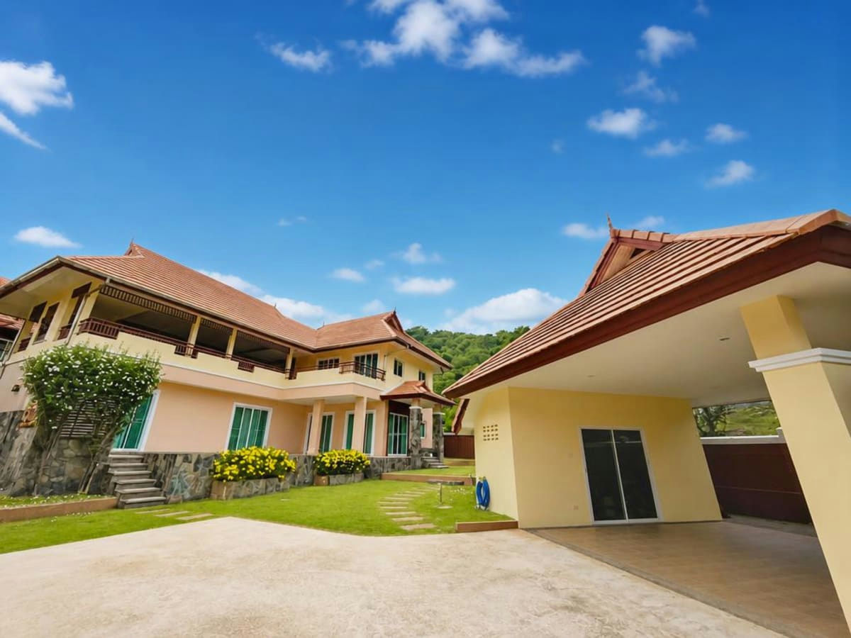 Luxury Villa with Panoramic Sea Views in Khao Tao, Hua Hin