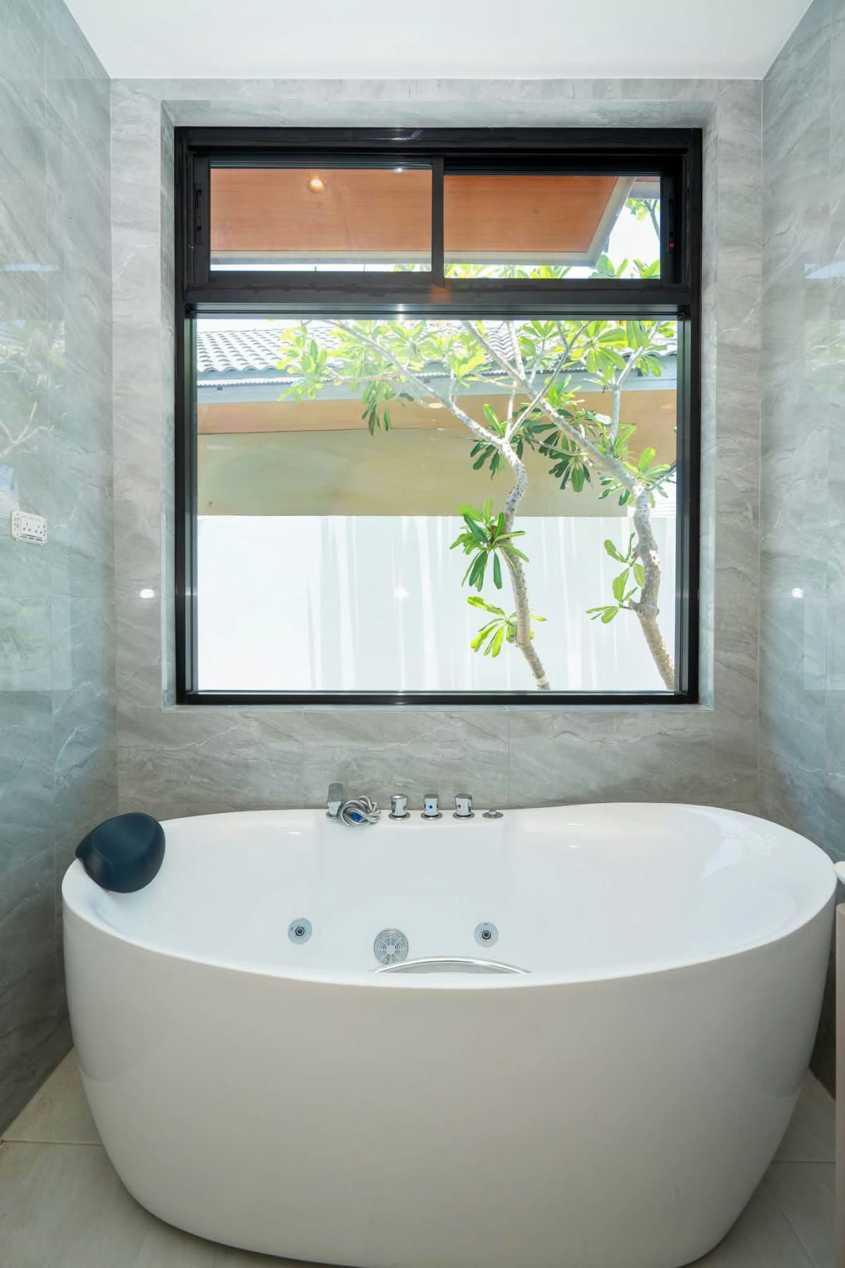 3 Bedroom Pool Villa for Rent in Hua Hin, Mon Mai Area, Hin Lek Fai