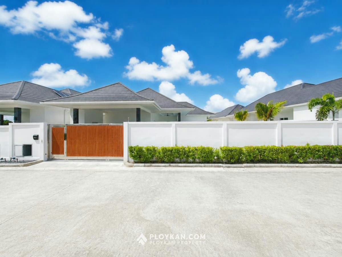 Exclusive Modern 3 Bedroom Pool Villa for Sale in Aria 3, Hua Hin