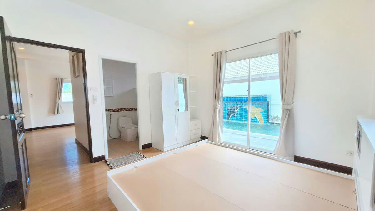 House for Sale and Rent in Baan Mongkhon Chai, Thap Tai