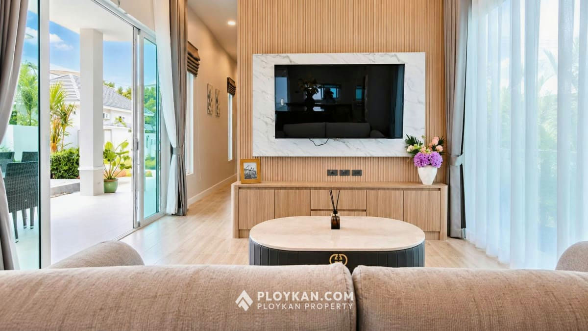Brand New Modern Pool Villa with Mountain Views in Soi 88, Hua Hin