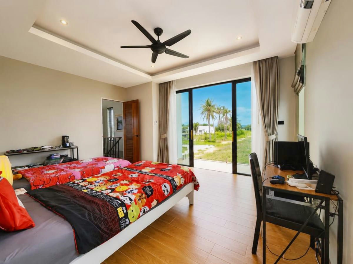 Luxury Spacious 4-Bedroom Pool Villa for Sale in Soi 112