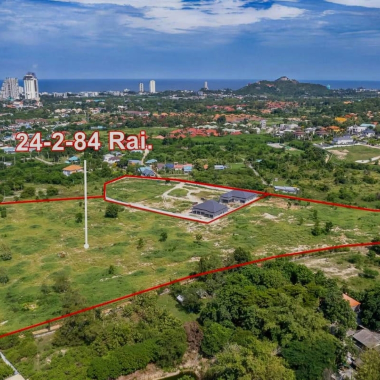 Prime Plots Near BluPort Hua Hin for Sale!