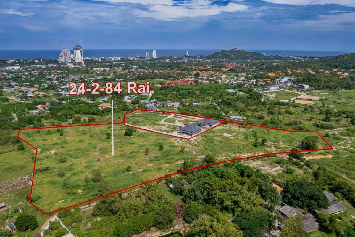 Prime Plots Near BluPort Hua Hin for Sale!