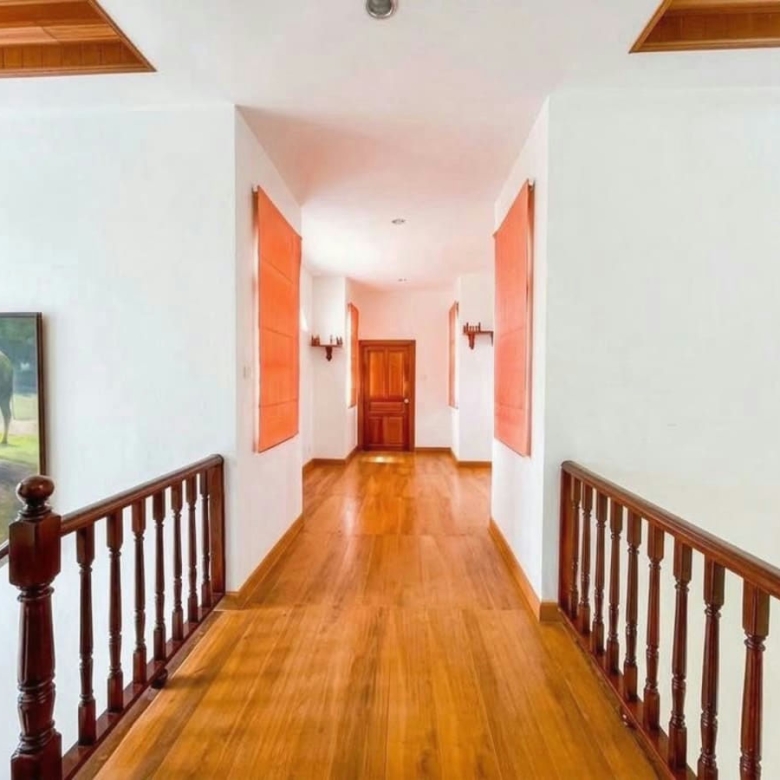 Pet Friendly Two-story 3-Bedroom Villa for Rent in Central Hua Hin
