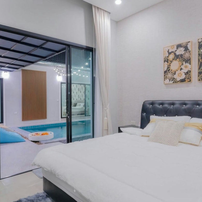 4 Bedroom Spacious Pool Villa for Sale and Rent