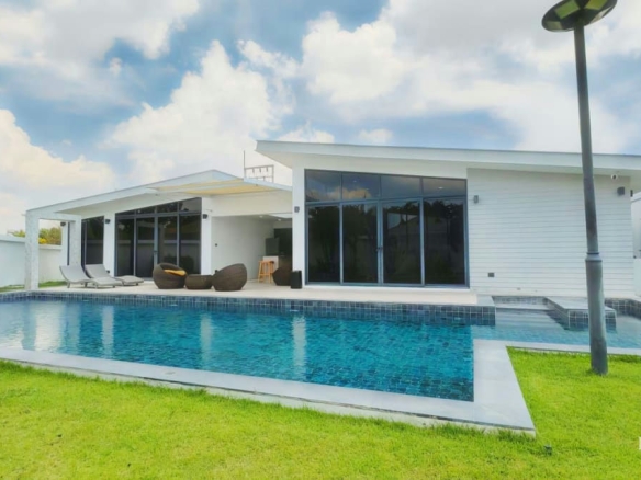Luxurious Pool Villa for Rent in Soi 112, Hua Hin