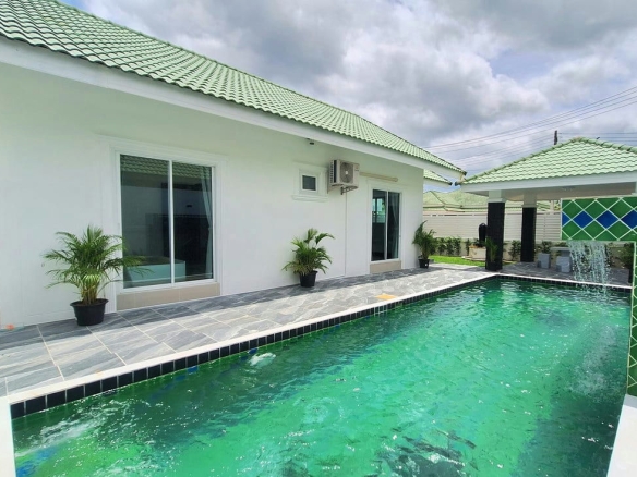 House for Sale and Rent in Baan Mongkhon Chai, Thap Tai
