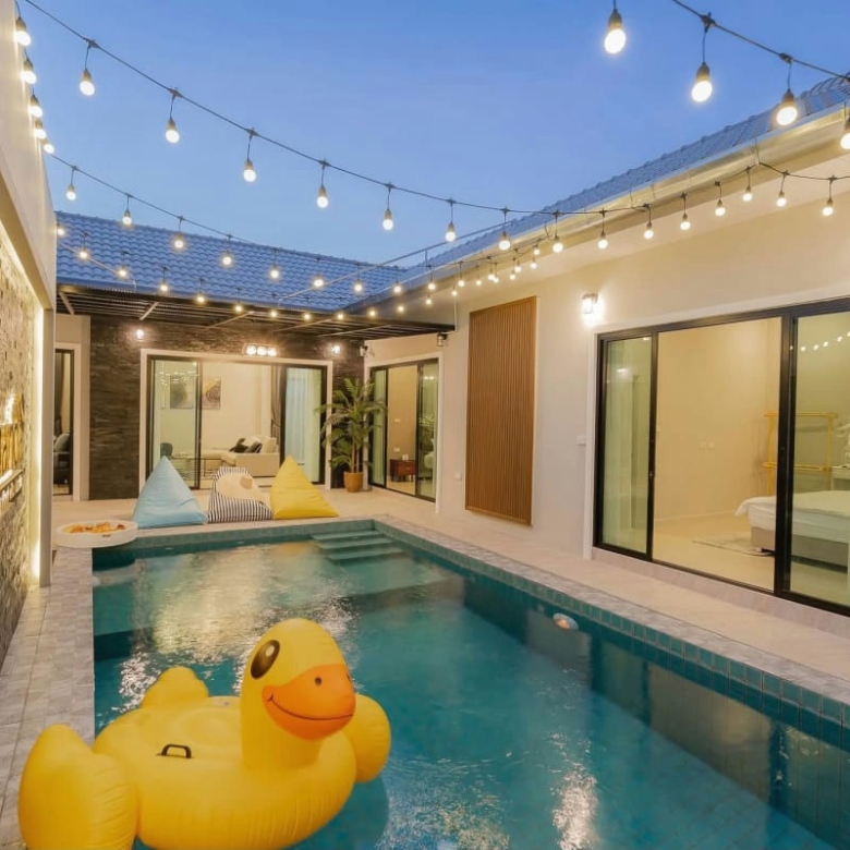 4 Bedroom Spacious Pool Villa for Sale and Rent